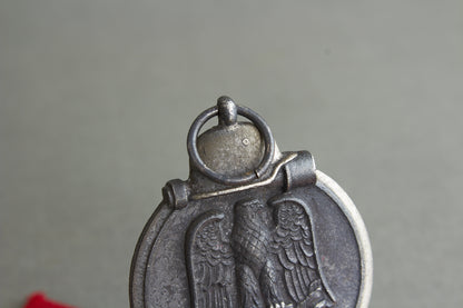 "Winterschlacht im Osten" Medal. Unmarked. Original.