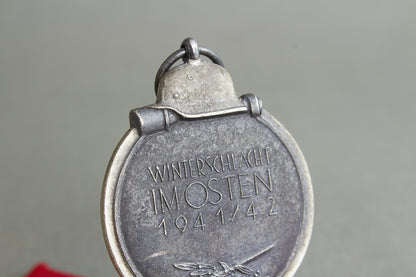 "Winterschlacht im Osten" Medal. Unmarked. Original.