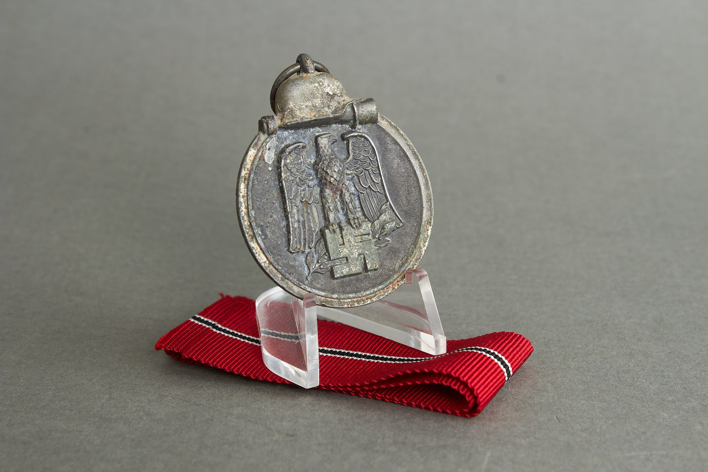 "Winterschlacht im Osten" Medal. Maker marked. Original.