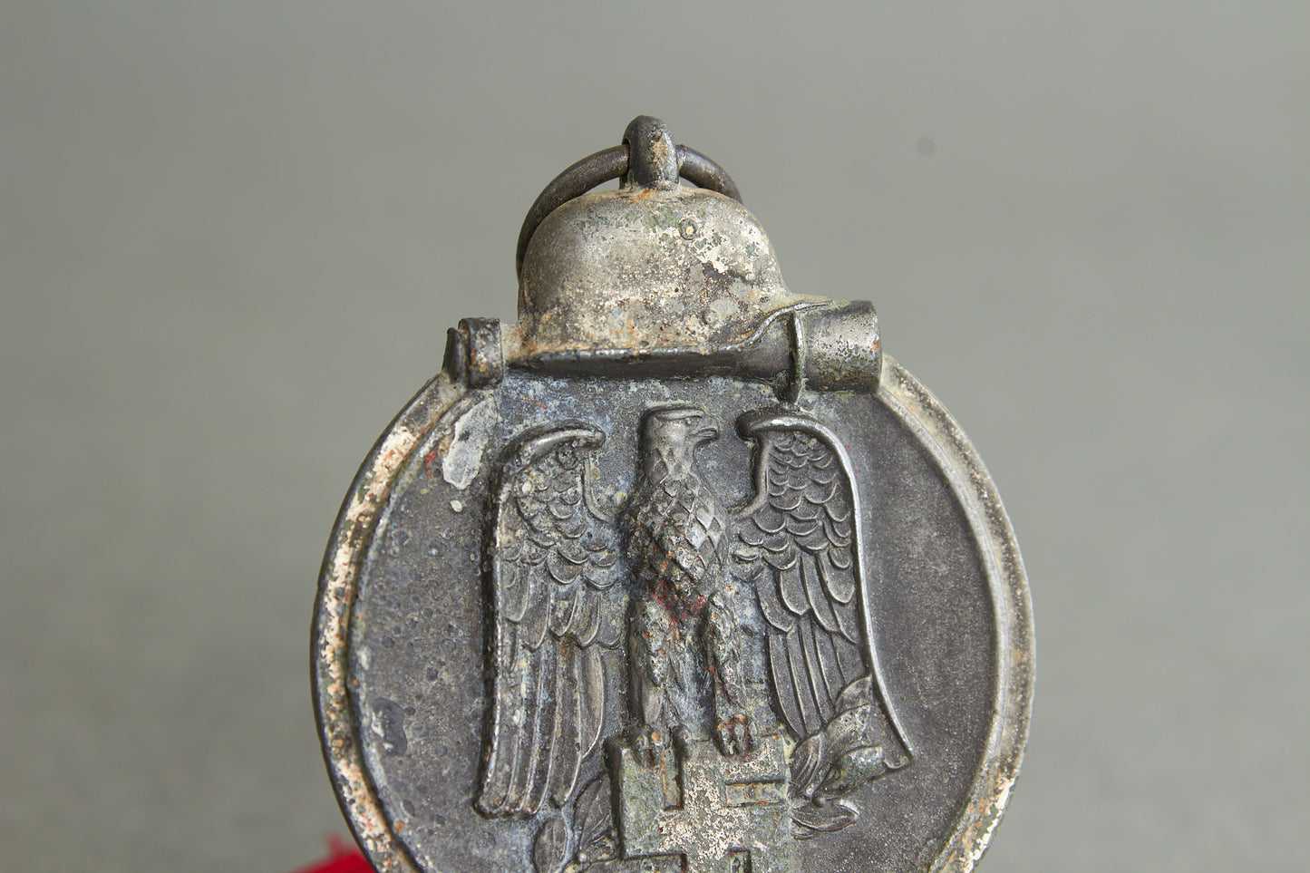 "Winterschlacht im Osten" Medal. Maker marked. Original.
