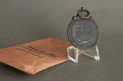 "Winterschlacht im Osten". Maker marked "3". In envelope (not matching). Original.