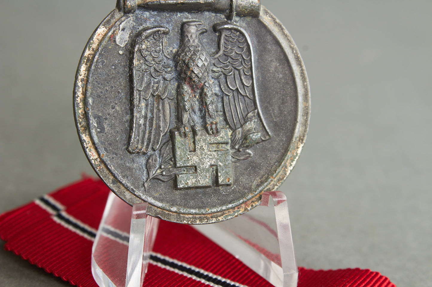 "Winterschlacht im Osten" Medal. Maker marked. Original.