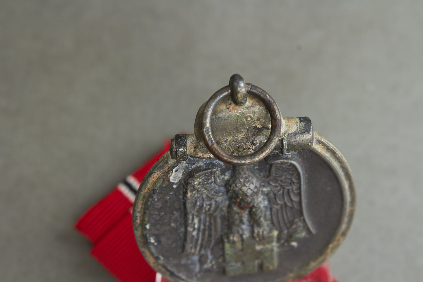 "Winterschlacht im Osten" Medal. Maker marked. Original.