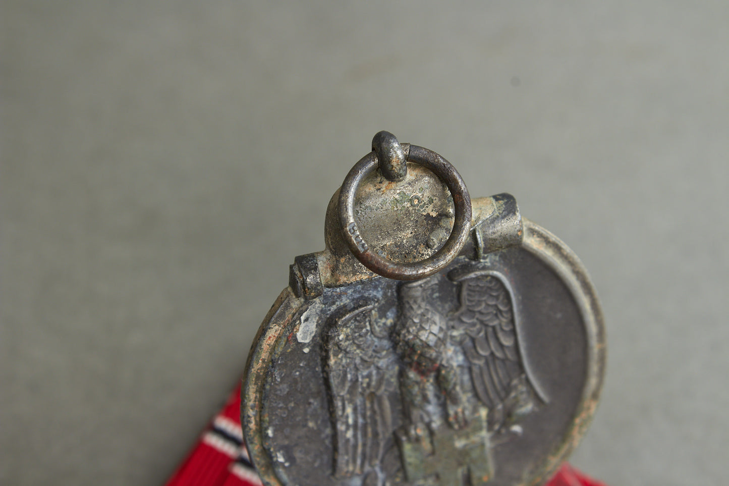 "Winterschlacht im Osten" Medal. Maker marked. Original.