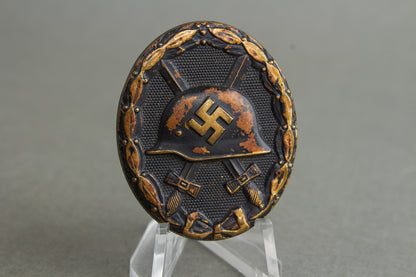 Wound Badge "Verwundetenabzeichen" in Black. Original.