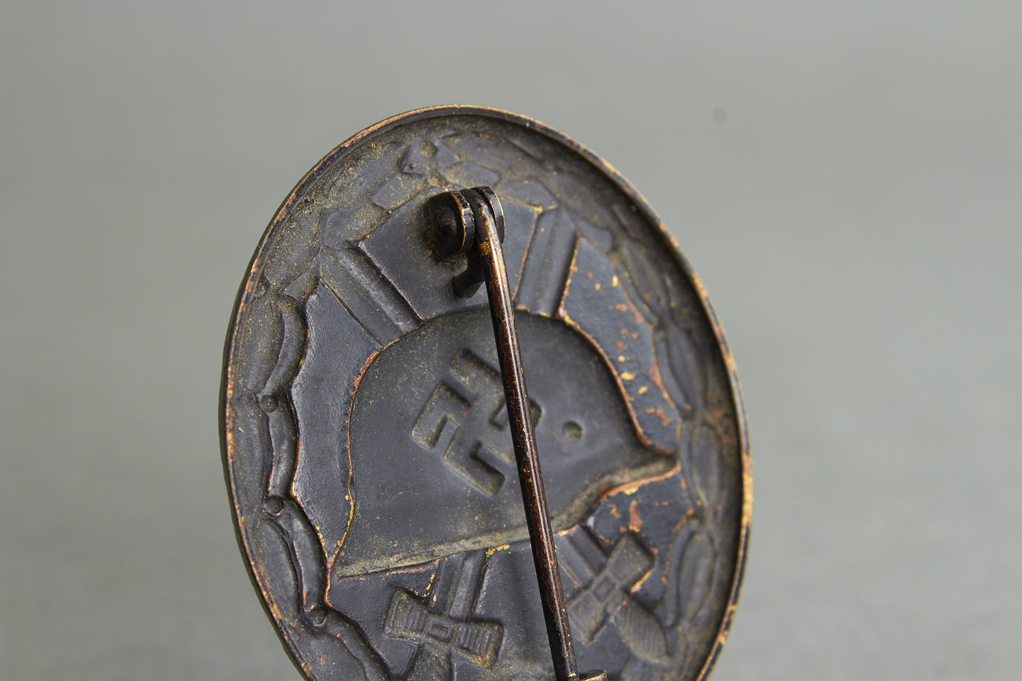 Wound Badge "Verwundetenabzeichen" in Black. Original.