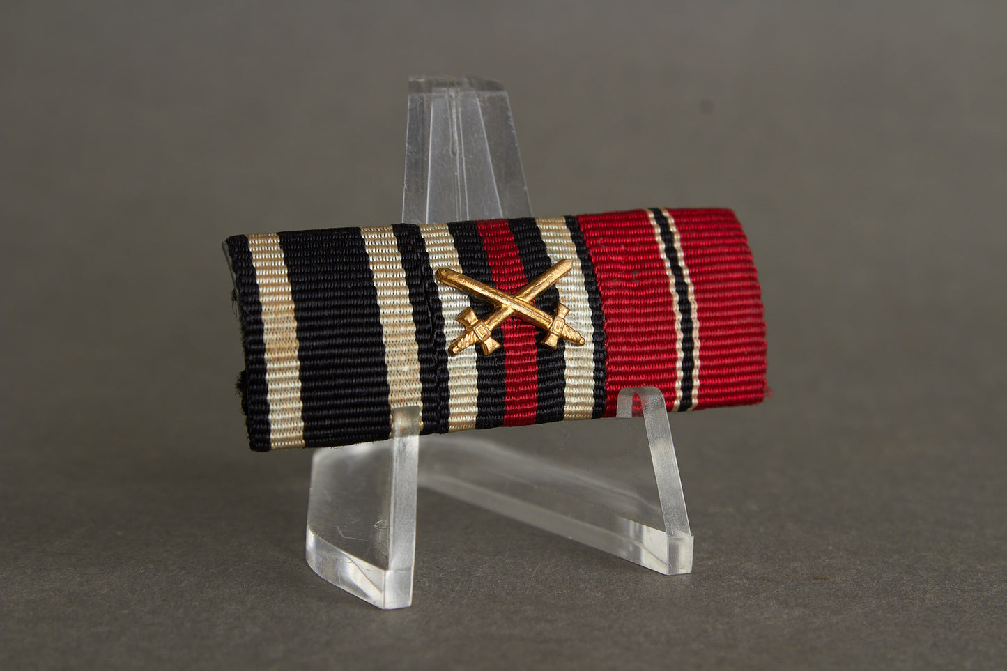 3-Place Ribbon Bar. Original.