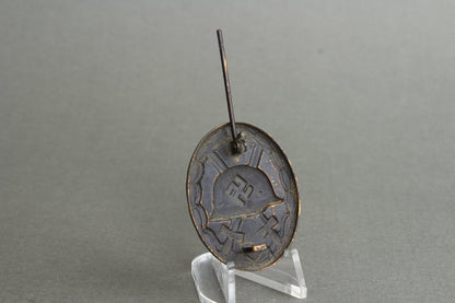 Wound Badge "Verwundetenabzeichen" in Black. Original.