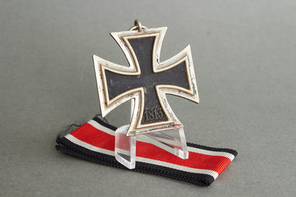 Iron Cross "Eisernes Kreuz" 2. Class. Maker marked "7". Original.