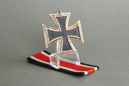 Iron Cross "Eisernes Kreuz" 2. Class. Maker marked "16". Original.