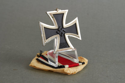 Iron Cross "Eisernes Kreuz" 2. Class. Unmarked. Mint condition. Original.