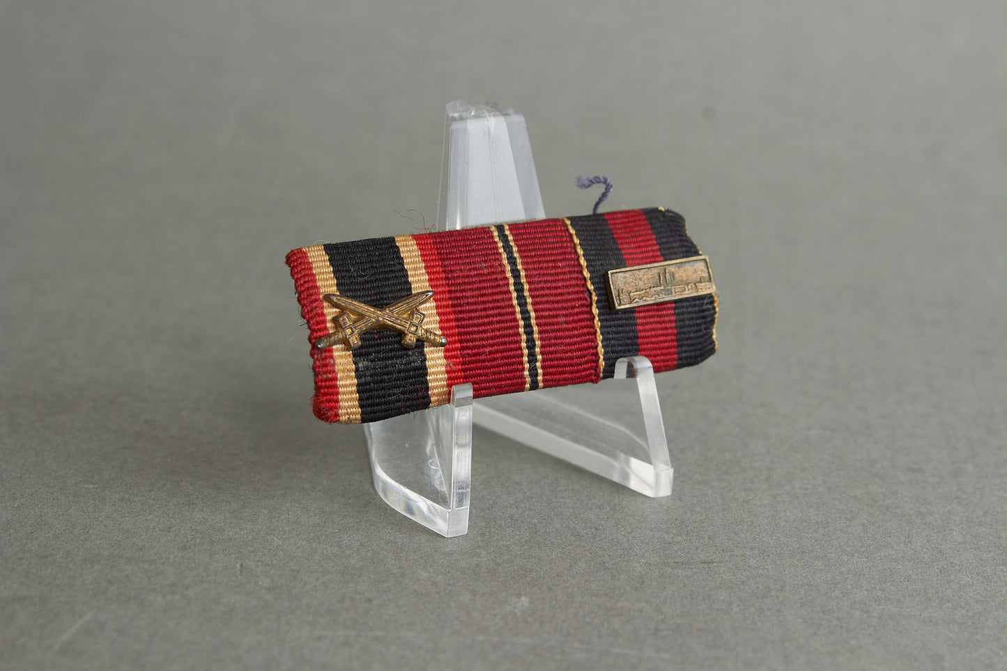 3-Place Ribbon Bar. Original.