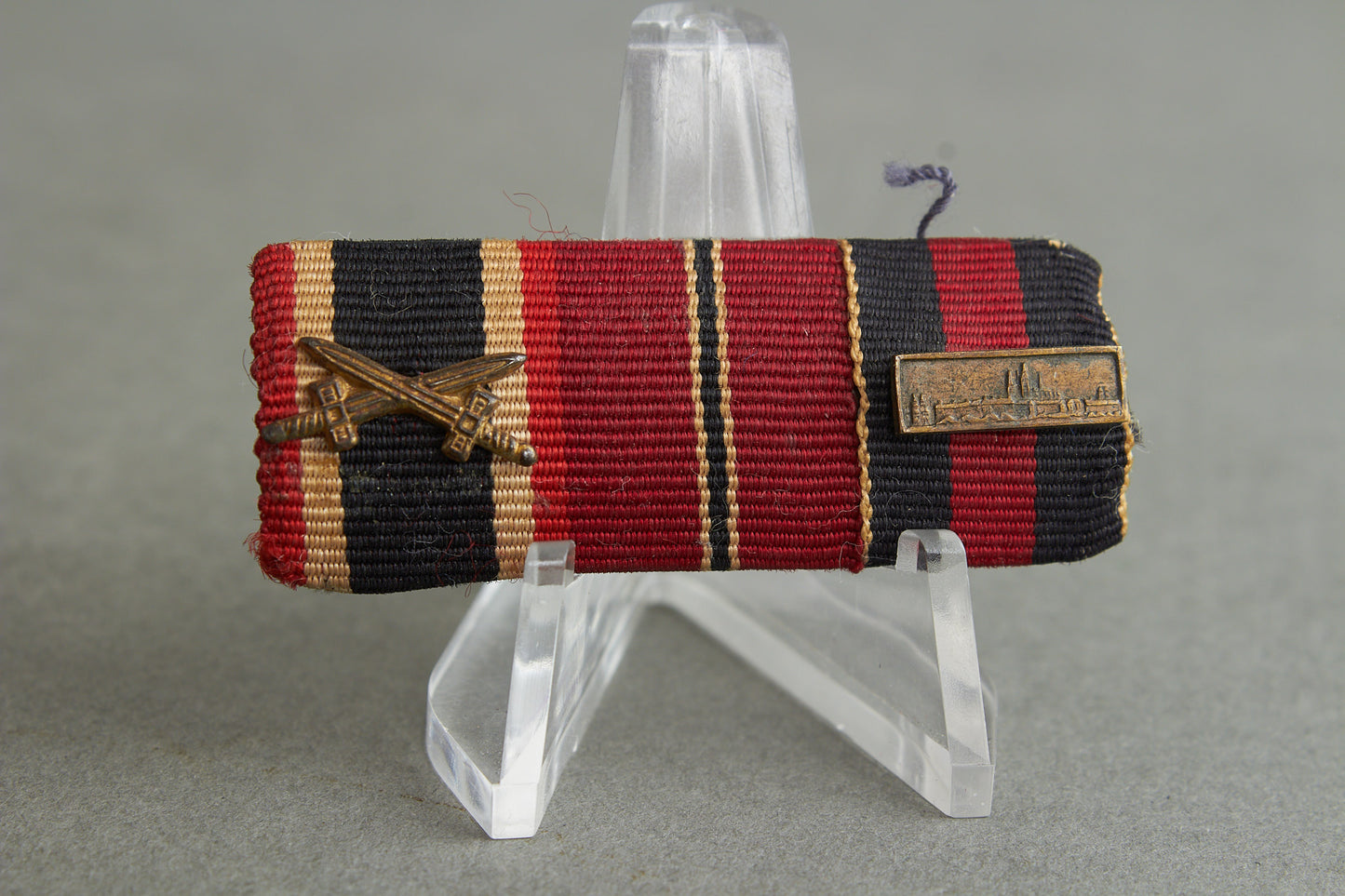 3-Place Ribbon Bar. Original.