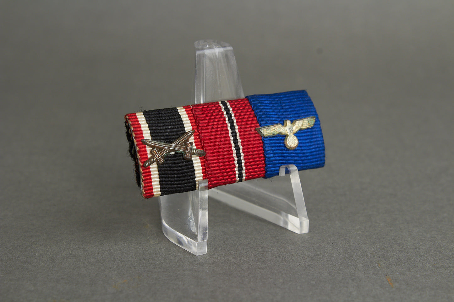 3-Place Ribbon Bar. Original.