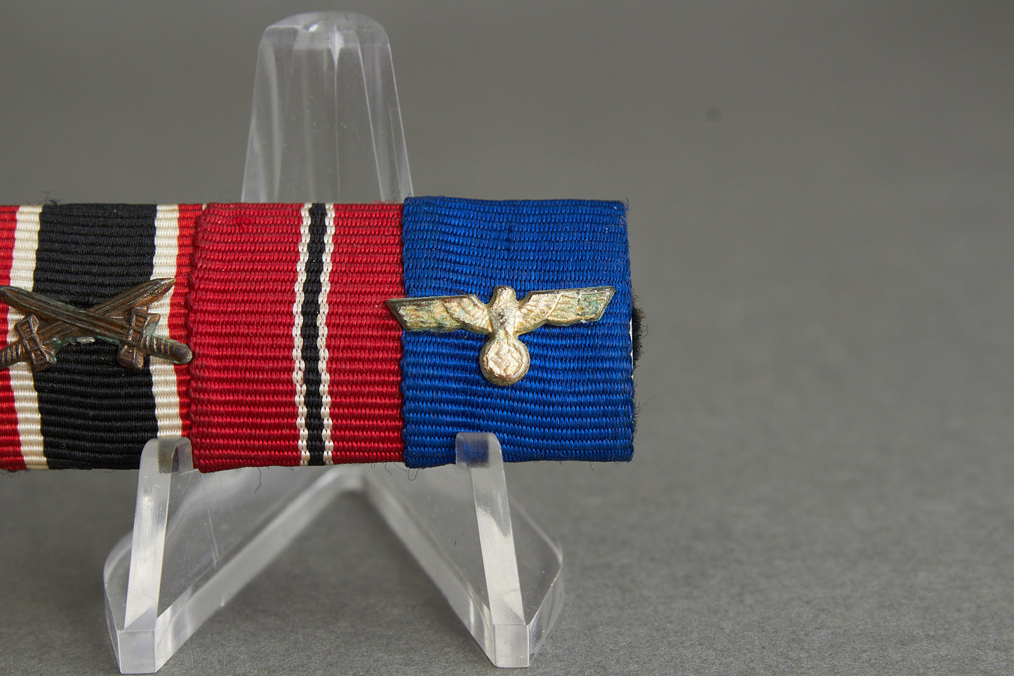 3-Place Ribbon Bar. Original.
