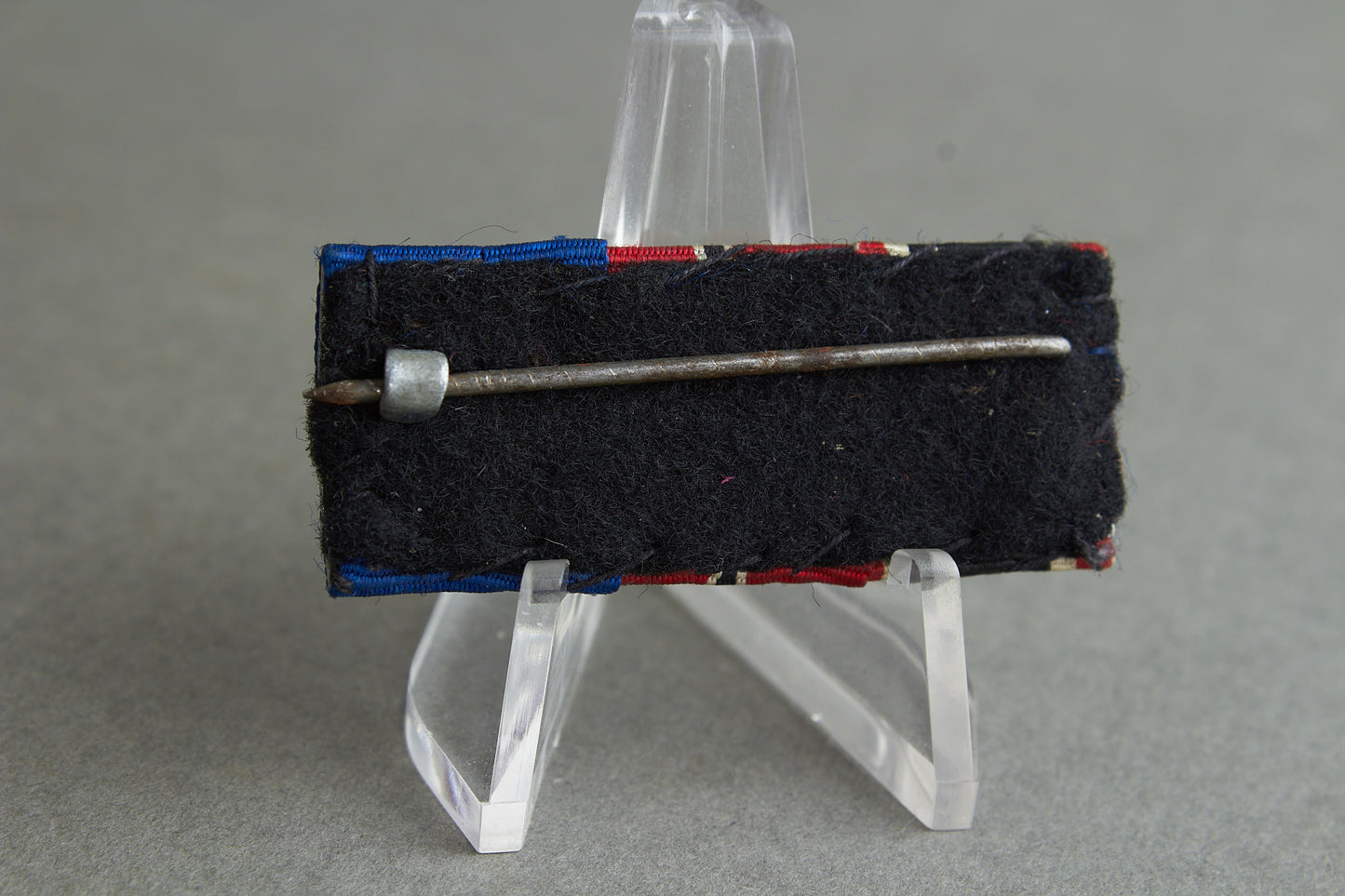 3-Place Ribbon Bar. Original.