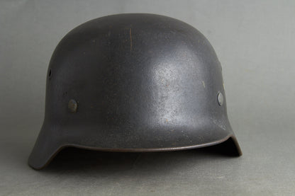 Luftwaffe M40 Single Decal Helmet. Original.