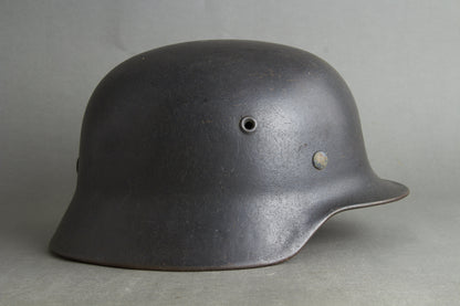 Luftwaffe M40 Single Decal Helmet. Original.
