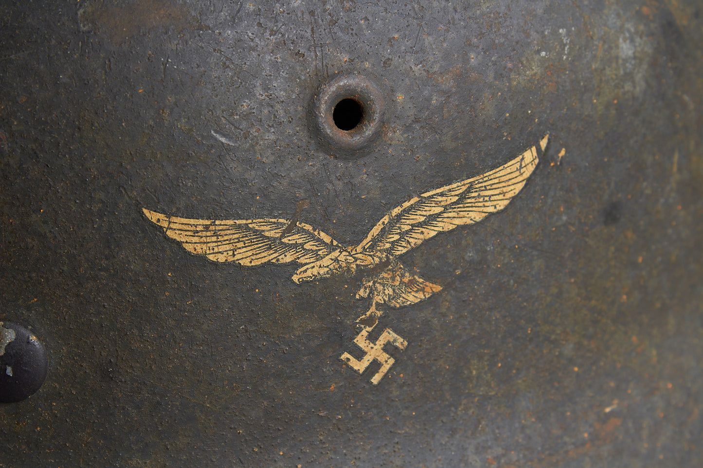 Luftwaffe M42 Single Decal Helmet. Original.