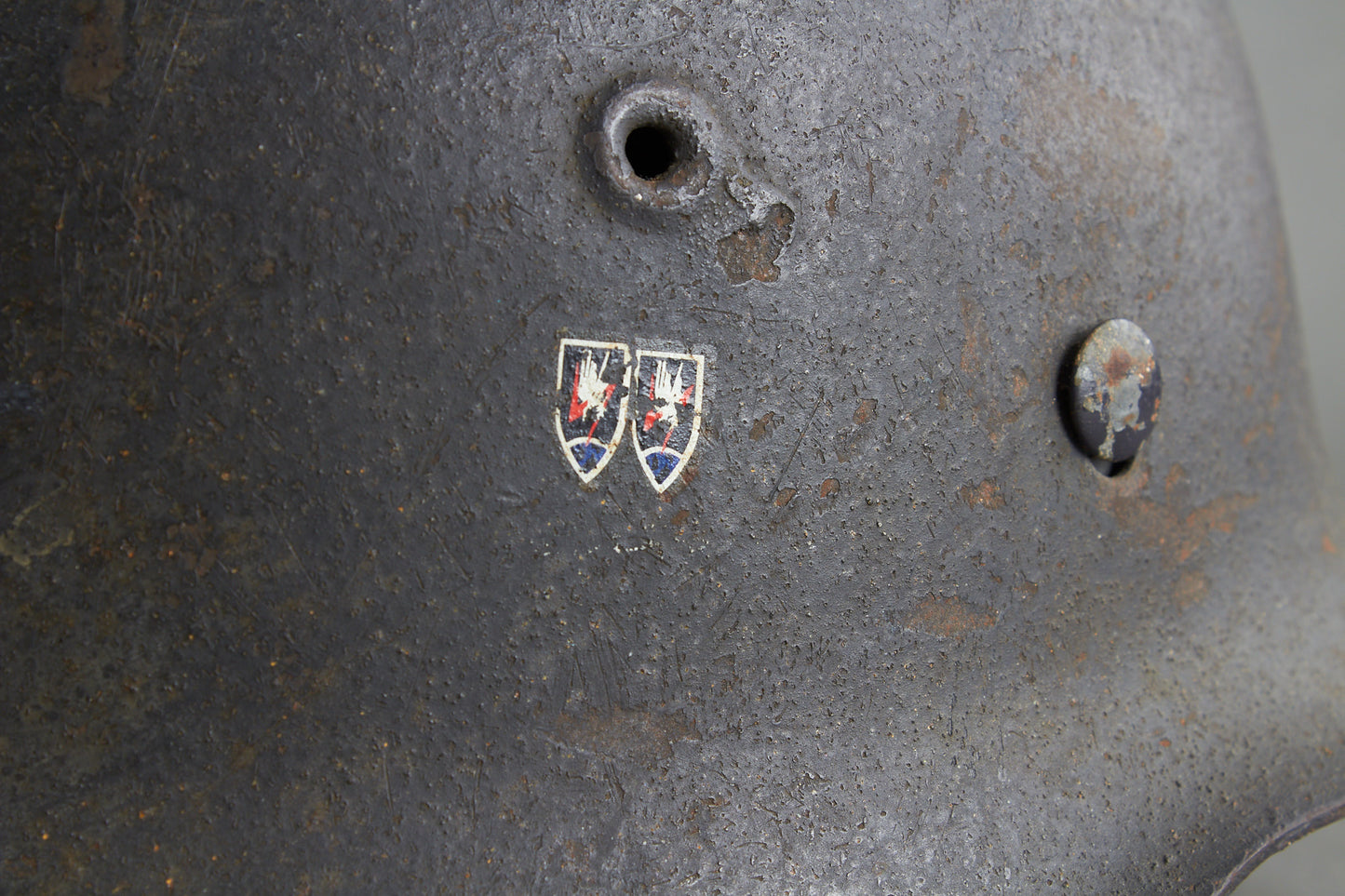 Luftwaffe M42 Single Decal Helmet. Original.