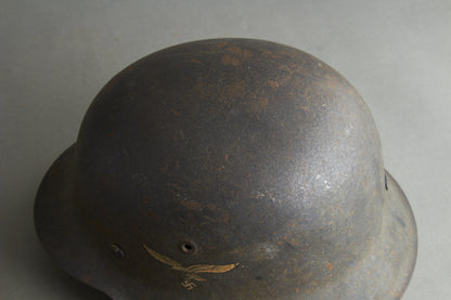 Luftwaffe M42 Single Decal Helmet. Original.