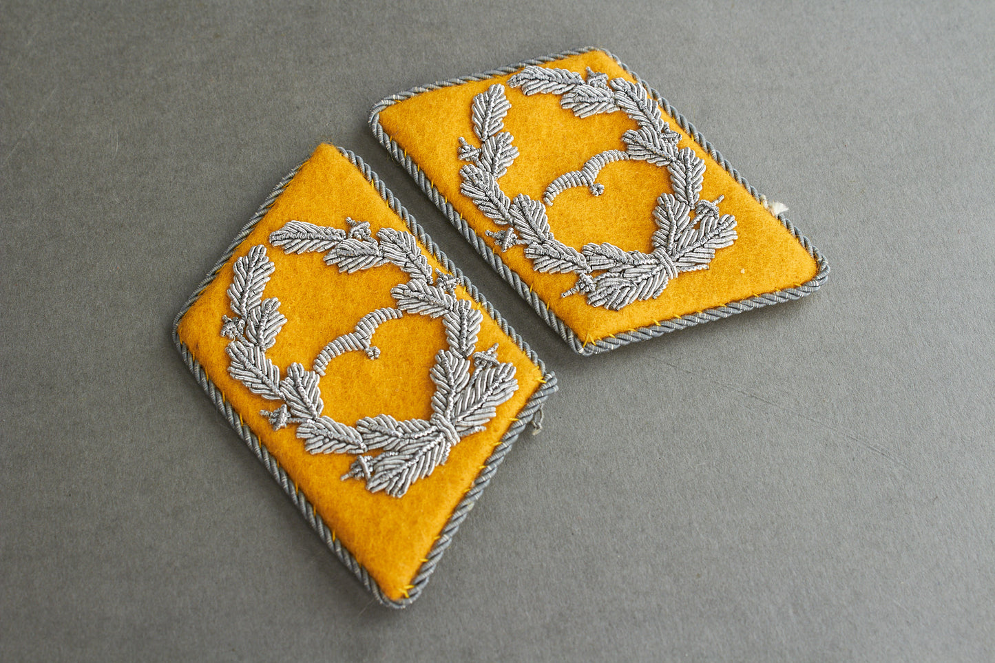 Luftwaffe "Flieger" Officer Collar Tabs. Matching Pair. Original.