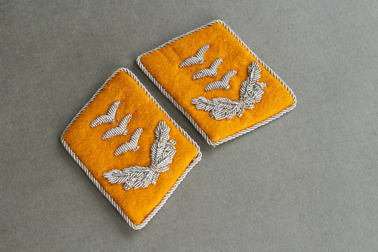 Luftwaffe "Flieger" Officer Collar Tabs. Matching Pair. Original.