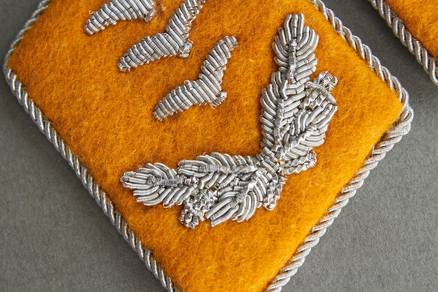 Luftwaffe "Flieger" Officer Collar Tabs. Matching Pair. Original.