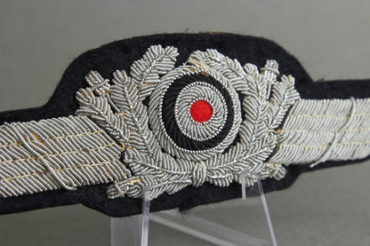 Luftwaffe Officer Visor Cap Cocarde. Original.