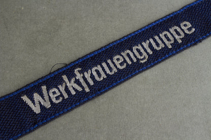 NSV/DAF "Werkfrauengruppe" Cufftitle w. RZM tag. Original.