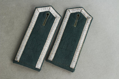 Early Wehrmacht "Infanterie" Shoulder Boards. "Slip on". Matching pair. Original.