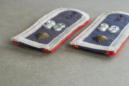 Luftwaffe "Flakartillerie" Shoulder Boards. "Slip on". Matching pair. Original.