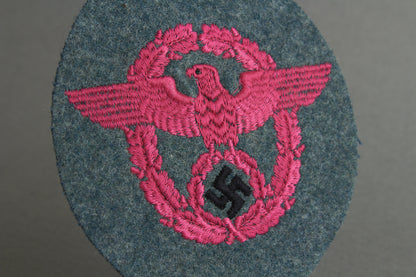 Luftschutzpolizei "Ärmeladler" Sleeve Eagle for the Combat Tunic. Rare. Original.
