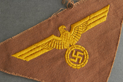Kriegsmarine Tropical/Südfront Breast Eagle for the "Tropenfeldbluse". Rare. Original.