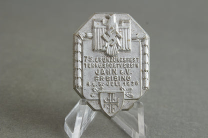 DRL "Deutscher Reichsbund für Leibesübungen" 1936 Tinnie. Original.