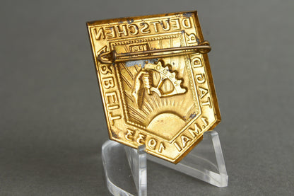 Early NSBO Tinnie from 1933. Original.