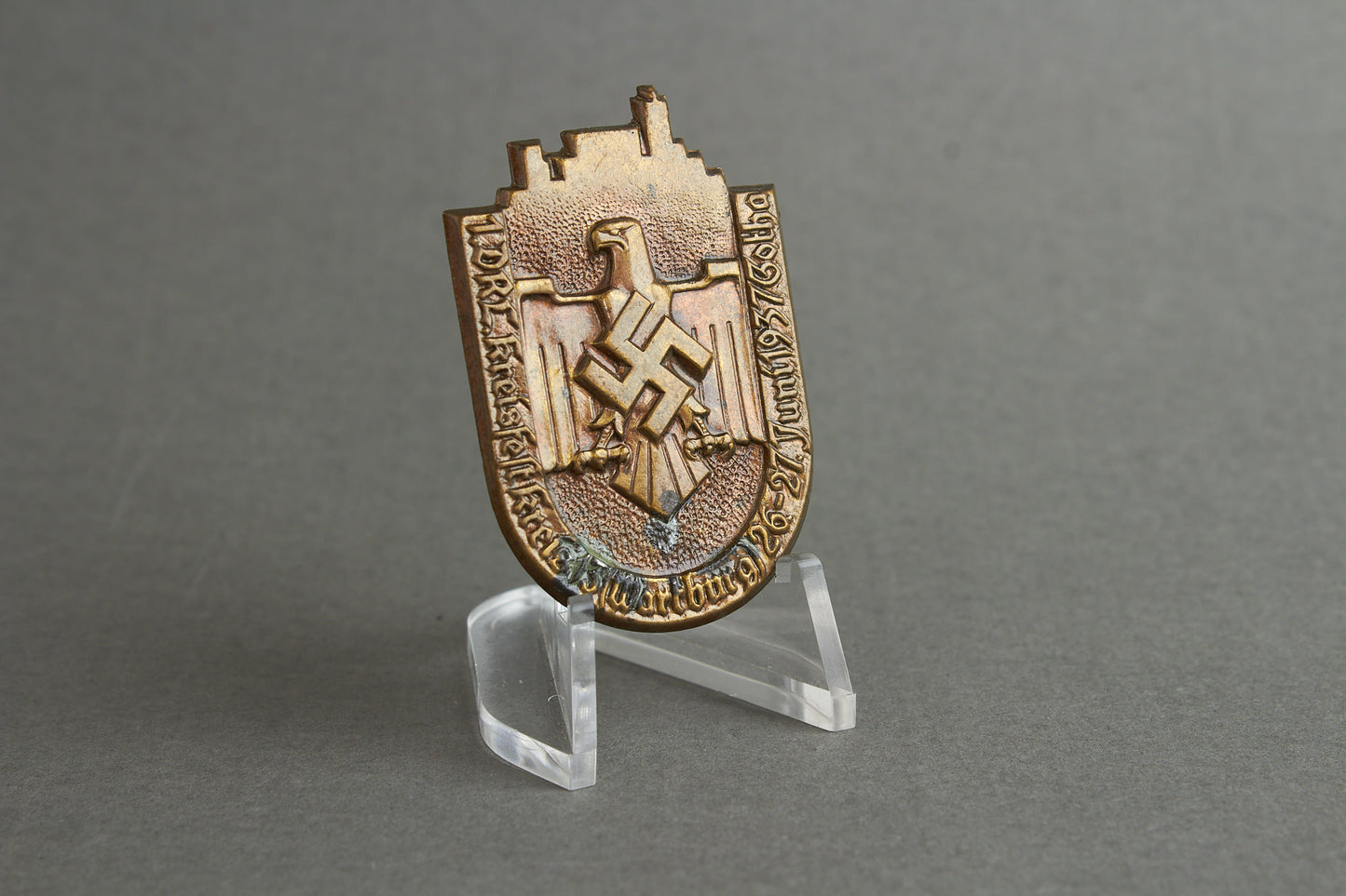 DRL "Deutscher Reichsbund für Leibesübungen" 1937 Tinnie. Original.