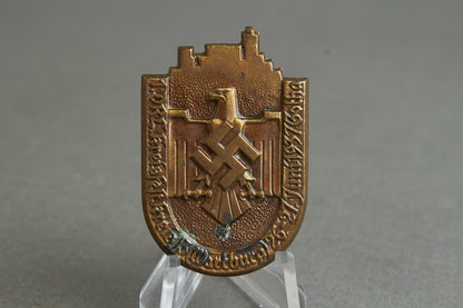 DRL "Deutscher Reichsbund für Leibesübungen" 1937 Tinnie. Original.