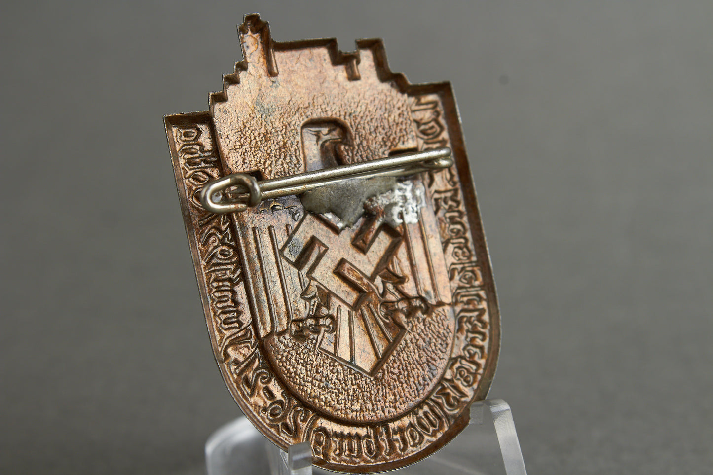 DRL "Deutscher Reichsbund für Leibesübungen" 1937 Tinnie. Original.