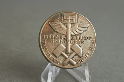 NS-HAGO (National Sozialist Handwerks, Handels und Gewerbe Organisierung) Tinnie. Original.