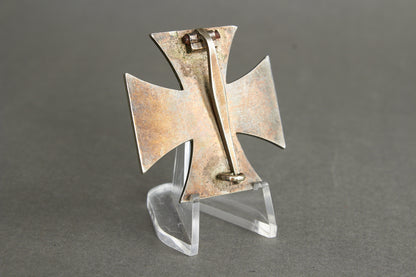 Iron Cross "Eisernes Kreuz" 1. Class. With Brass Core. Original.