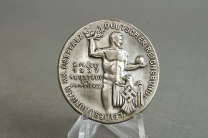 DRL "Deutscher Reichsbund für Leibesübungen" 1937 Tinnie. Original.