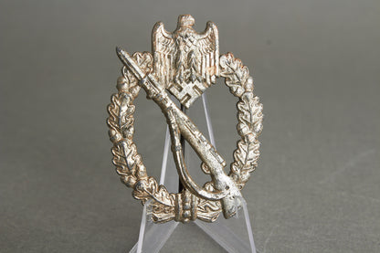 Infanterie Sturmabzeichen in silver. Original.