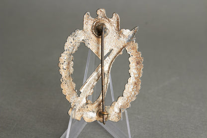 Infanterie Sturmabzeichen in silver. Original.