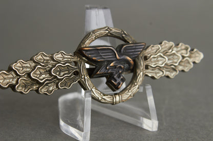 Luftwaffe "Frontflugspange für Transport- und Luftlandeflieger in Silber". Original.