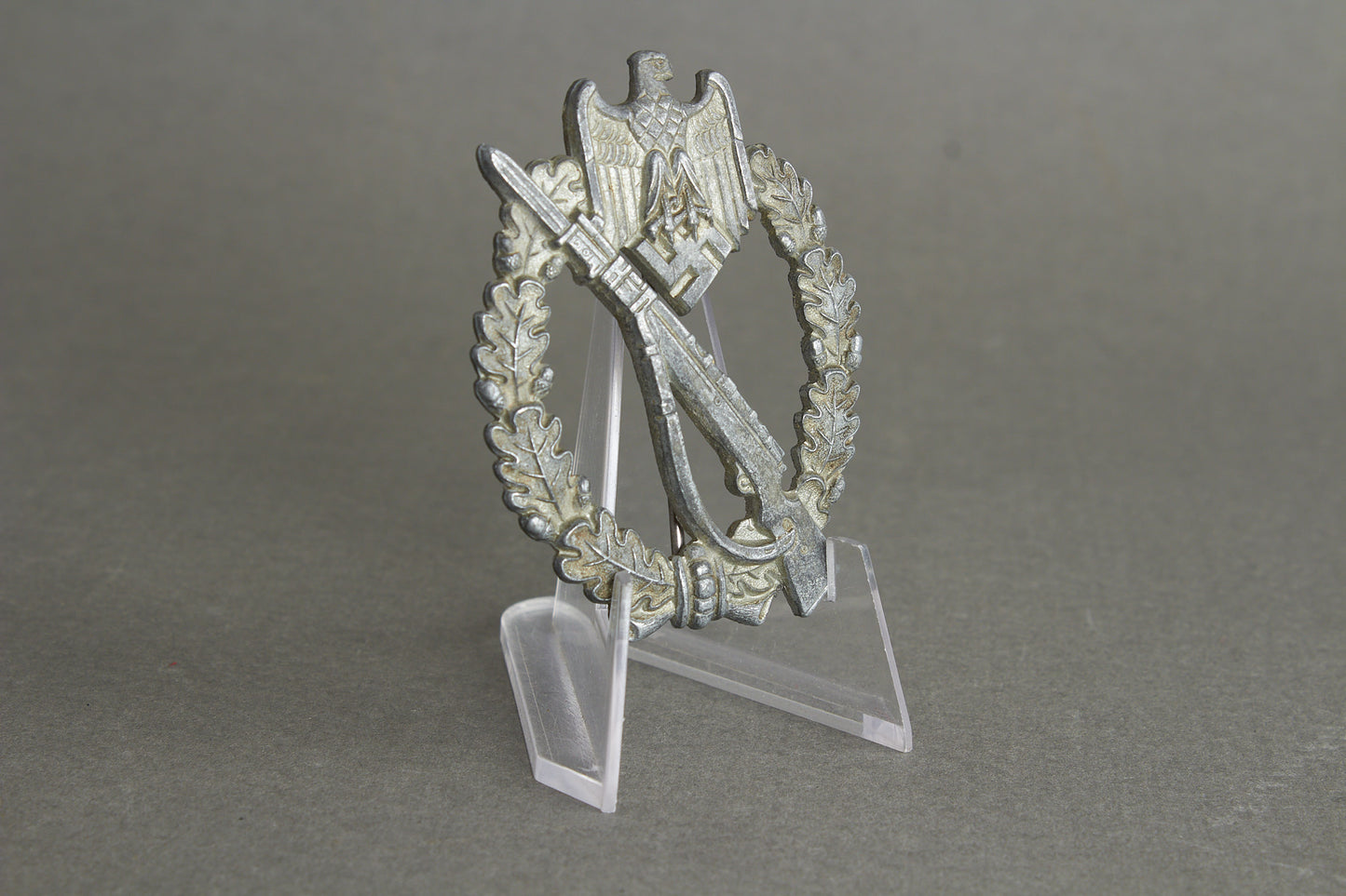 Infanterie Sturmabzeichen in silver. "Halb Hohl". Unmarked Steinhauer & Lück. Rare. Original.
