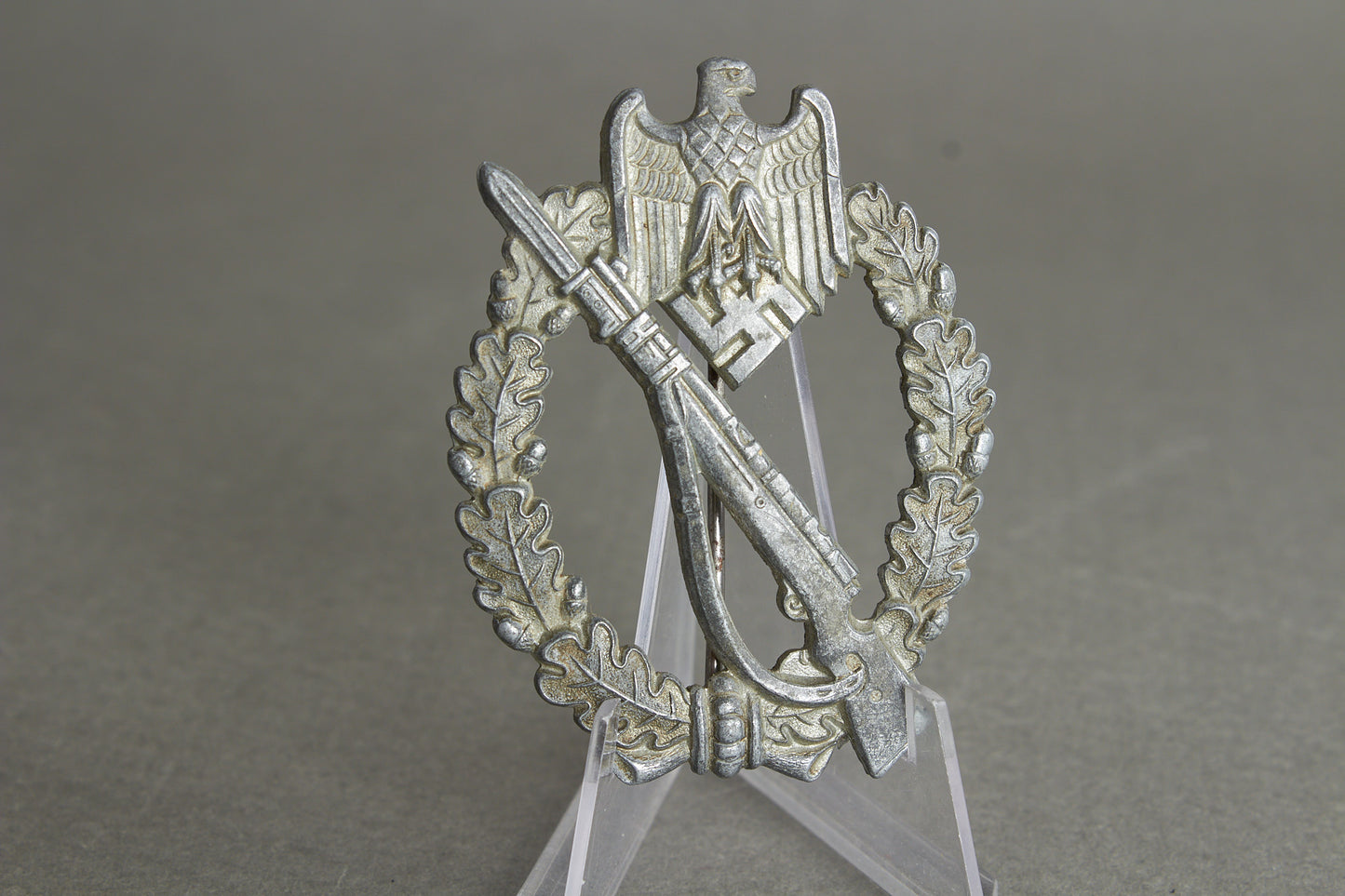 Infanterie Sturmabzeichen in silver. "Halb Hohl". Unmarked Steinhauer & Lück. Rare. Original.