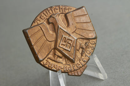 HJ/DJ (Hitler Jugend/Deutsche Jugend) "Deutsches Jungfest 1937" Tinnie. Original.