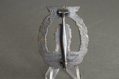 Kriegsmarine "Minensucher-Kriegsabzeichen". Maker Marked "Fec. Otto Platzeck Berlin - Ausf. Schwerin Berlin". Original.