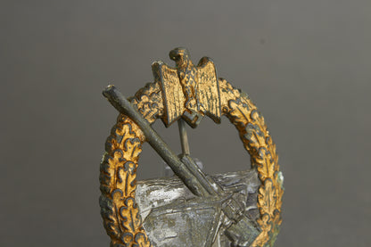 Kriegsmarine "Kriegsabzeichen der Marine-Artillerie". Original.